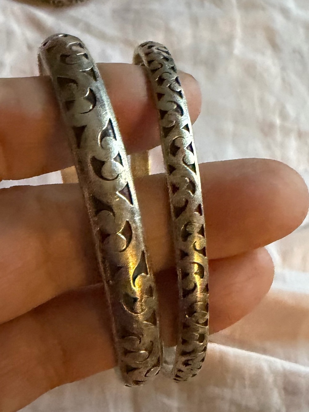 Lois Hill 925 Sterling Silver Pierced Scroll Bangles Set of 2 – 75g XL size